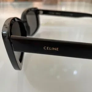 Celine | Accessories | 6mm Sunglasses Cl40072i From Celine  display picture 3